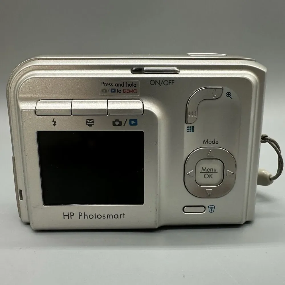 HP PhotoSmart M425 5.0 MP Digital Camera 3X Optical View For Parts Not Working